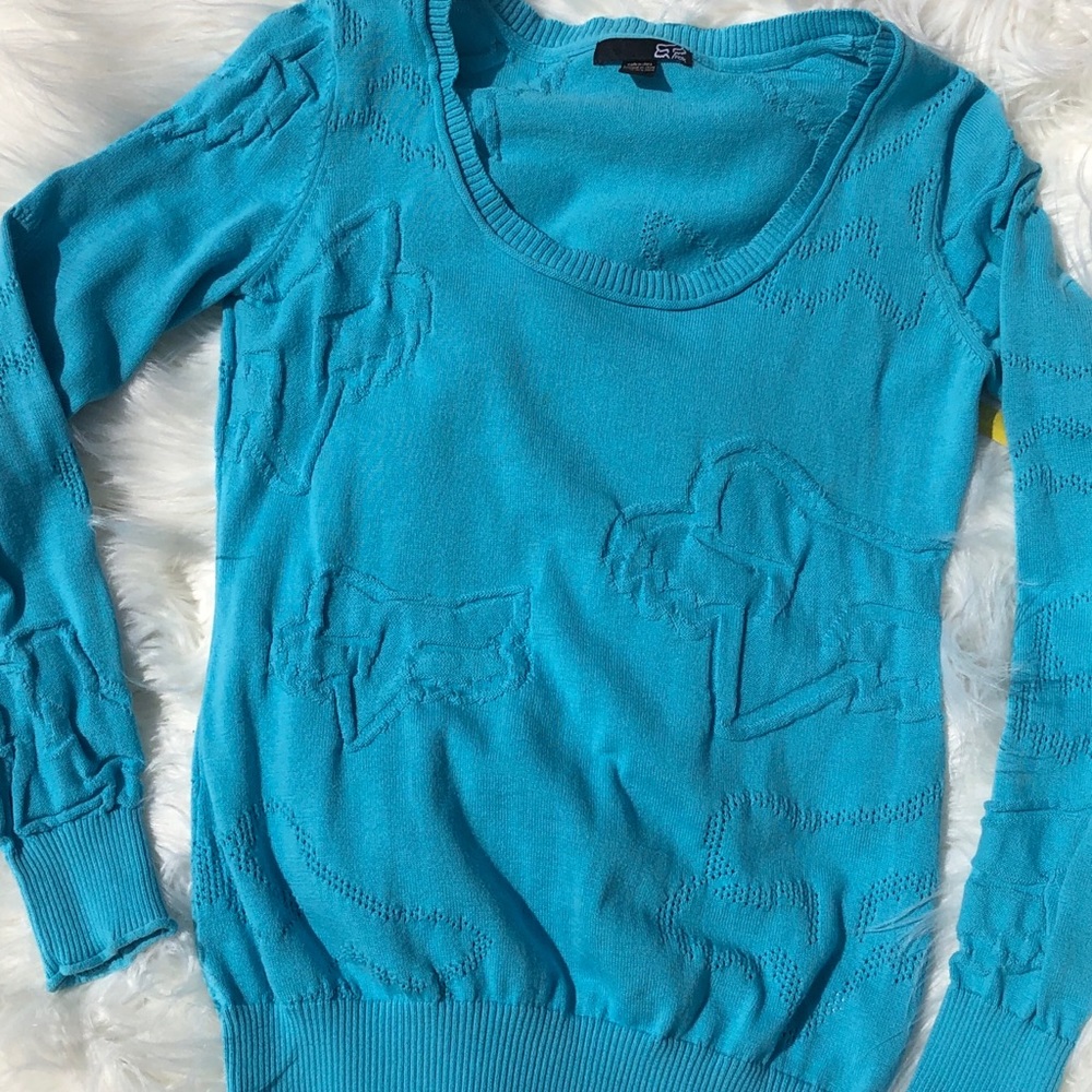Fox sweater in blue